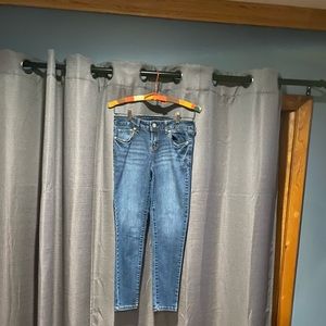 Aeropostale jegging size 6 short/court medium wash